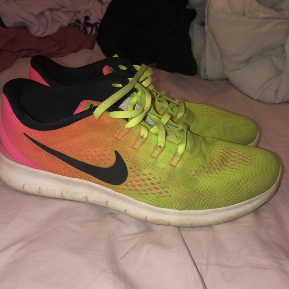 Nike Sneakers - Picture 4 of 6